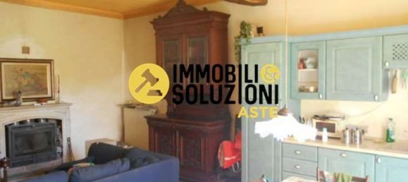 Apartamento de 8 habitaciónes en San Colombano al Lambro, Italy No. 3887 3