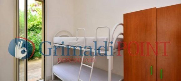 Casa de 32 divisões em Gallipoli, Italy N.º 15566 73