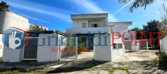 Casa de 32 divisões em Gallipoli, Italy N.º 15566 8