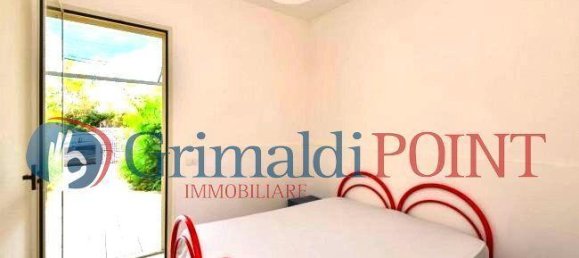 Casa de 32 divisões em Gallipoli, Italy N.º 15566 81