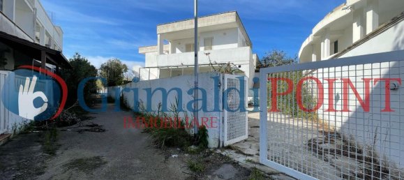 Casa de 32 divisões em Gallipoli, Italy N.º 15566 37