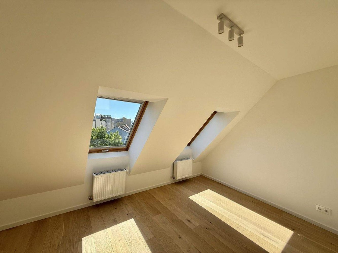 2غرفة شقة في Margareten, Austria رقم 221044