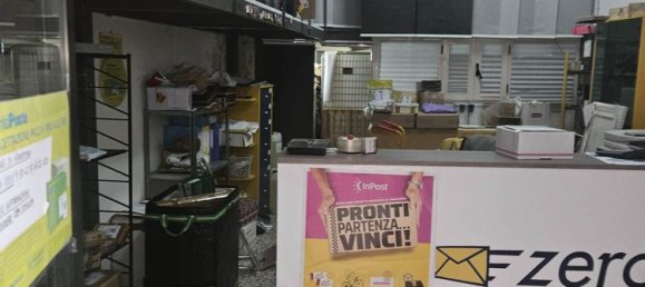 Propriété commerciale à Salerno, Italy 188m² No. 8825 2