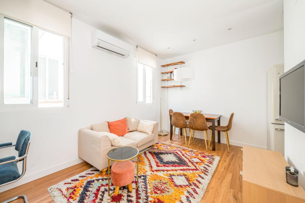 Квартира с 1 спальней в Куатро Каминос, Испания № 246192