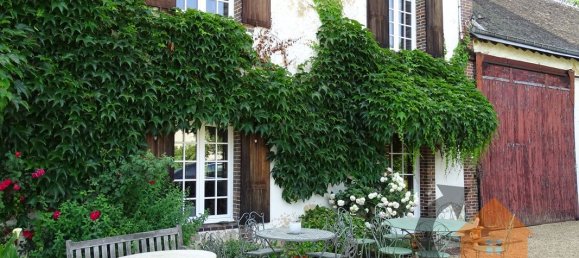 3 bedrooms House in Landelles, France No. 87493 2