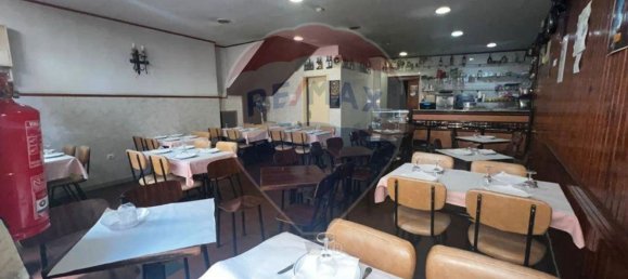 60m² Commercial property in Guimaraes, Portugal No. 21455 7