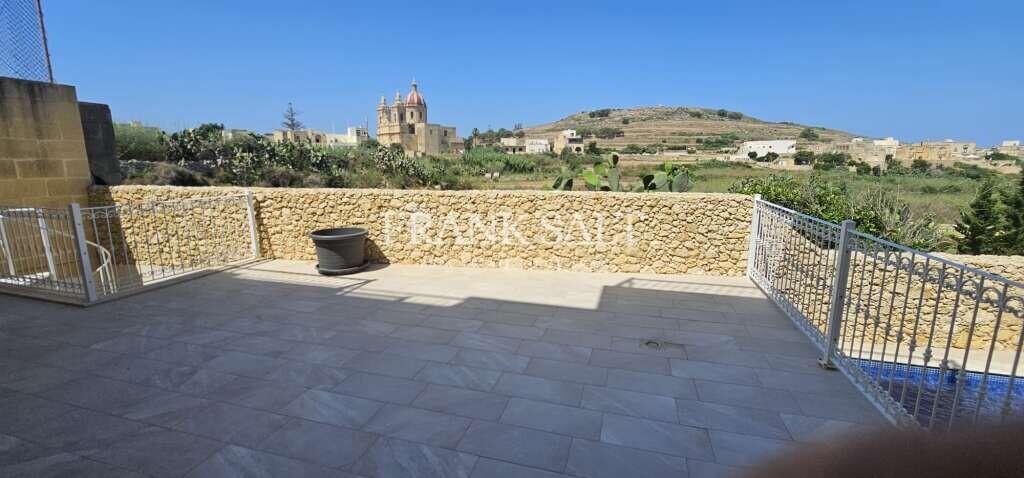 Квартира с 3 спальнями в Асри, Мальта № 3083