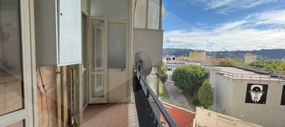4 rooms Apartment in Naples, Italy No. 20153 19