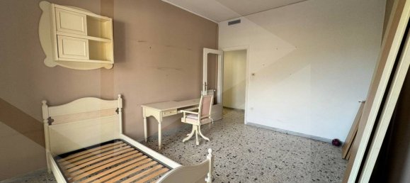 4 rooms Apartment in Naples, Italy No. 20153 6