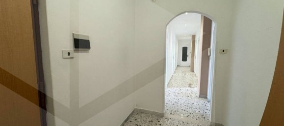 4 rooms Apartment in Naples, Italy No. 20153 44