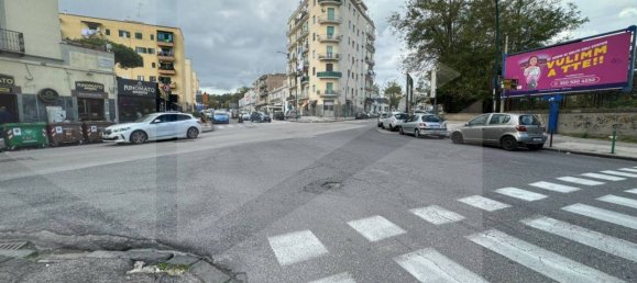 4 rooms Apartment in Naples, Italy No. 20153 32