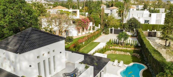 5 bedrooms House in Marbella, Spain No. 35536 14