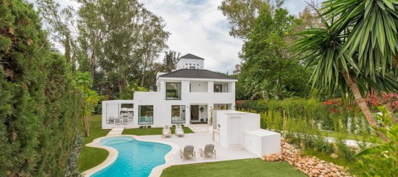 5 bedrooms House in Marbella, Spain No. 35536 9