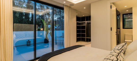 5 bedrooms House in Marbella, Spain No. 35536 25