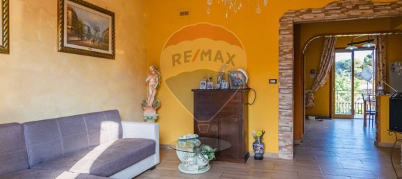 3 bedrooms Apartment in Mascalucia, Italy No. 327992 4