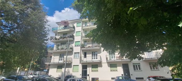 4 Schlafzimmer Wohnung in Pinerolo, Italy, Nr. 323616 2