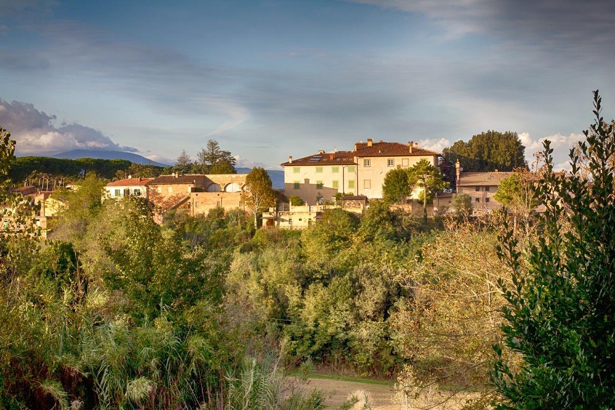 Вилла с 14 комнатами в Кашана Терме Лари, Италия № 171571