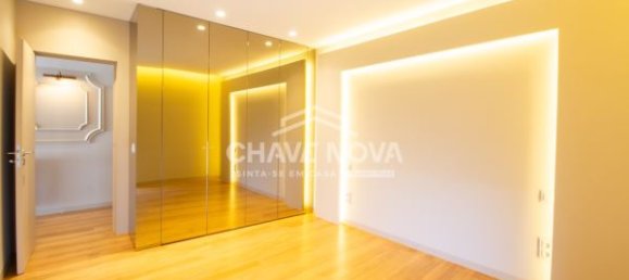 4 bedrooms Apartment in Azurara, Portugal No. 53466 24