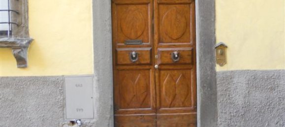 7 rooms Apartment in Lucca, Italy No. 11959 11