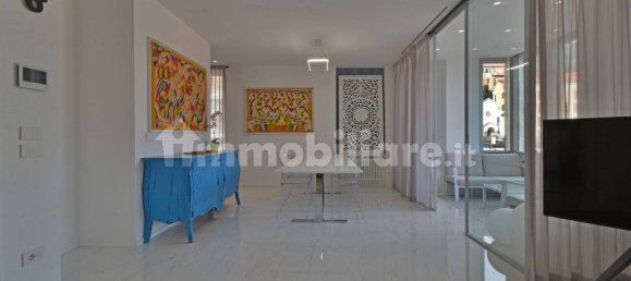 Apartamento de 3 dormitorios en Alassio, Italy No. 39583 2