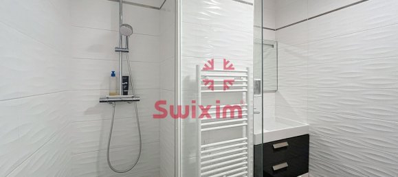 2 bedrooms Apartment in Paris, France No. 164476 17