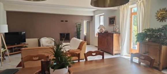 Casa de 4 dormitorios en Beynost, France No. 309299 5