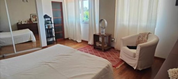 Casa de 4 dormitorios en Beynost, France No. 309299 11