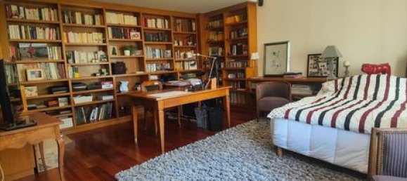 Casa de 4 dormitorios en Beynost, France No. 309299 2