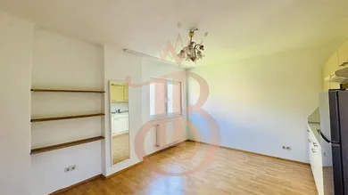 Studio à Eggenberg, Austria No. 135348