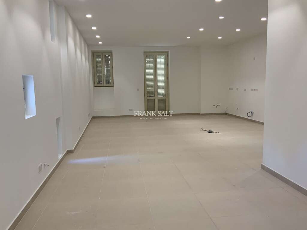 Apartamento T3 em Saint Julian's, Malta N.º 4765