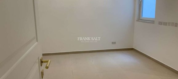 Apartamento T3 em Saint Julian's, Malta N.º 4765 3