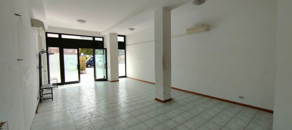 Propiedad comercial en Chieti, Italy 51 m² No. 106128 3