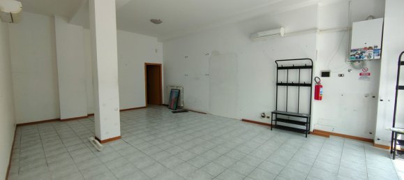 Propiedad comercial en Chieti, Italy 51 m² No. 106128 5