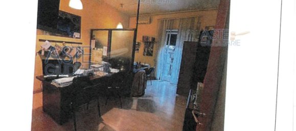 5 rooms Apartment in Naples, Italy No. 261170 10