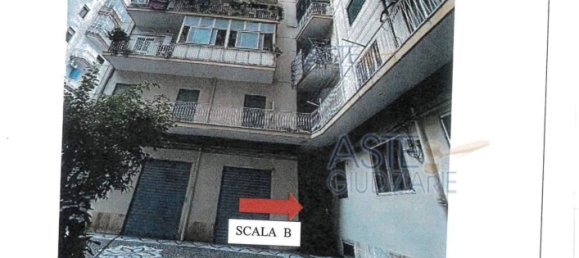 5 rooms Apartment in Naples, Italy No. 261170 5
