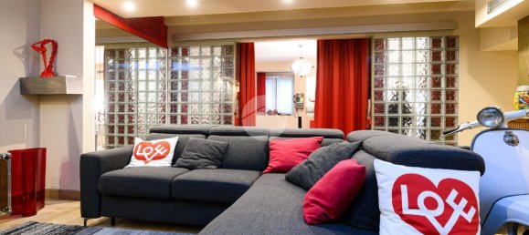 3-salle Appartement à Rome, Italy No. 19772 4