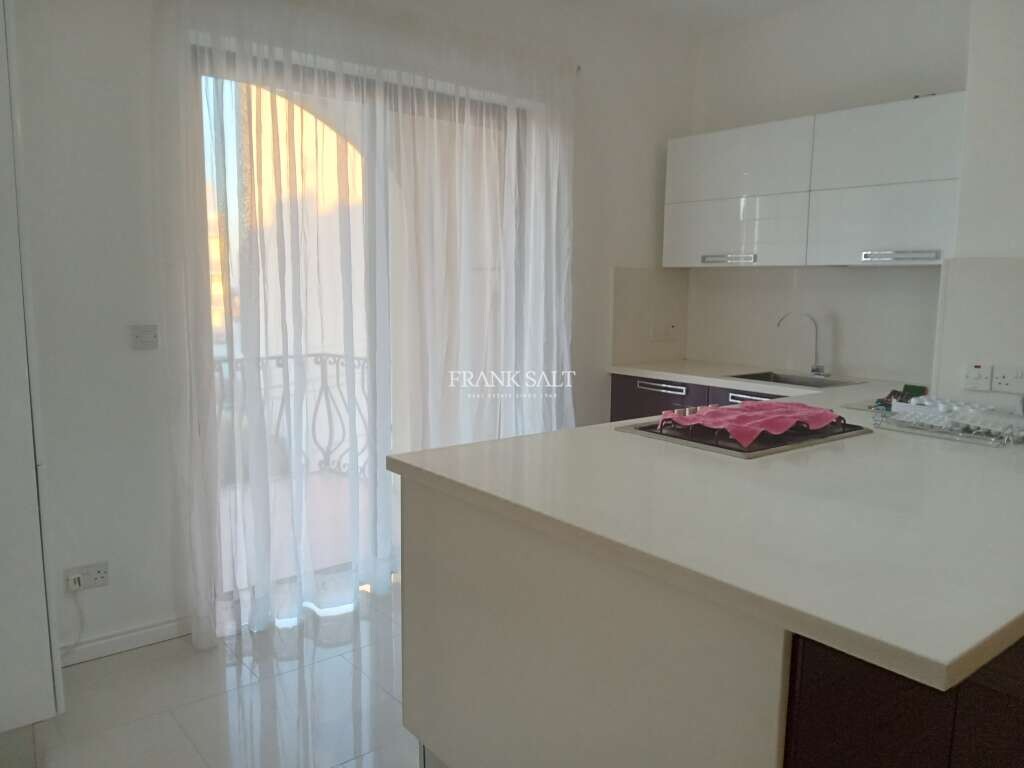 3 bedrooms Apartment in Xaghra, Malta No. 5669