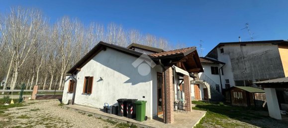 Villa de 4 habitaciónes en San Pietro Mosezzo, Italy No. 149406 21