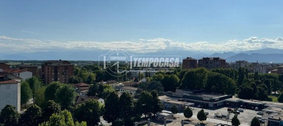 5 rooms Parking in Turin, Italy No. 291104 46