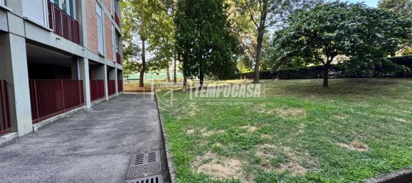 5 rooms Parking in Turin, Italy No. 291104 22