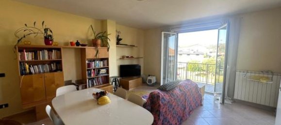 3 rooms Apartment in Attigliano, Italy No. 64242 4