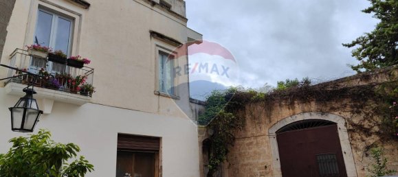 Apartamento de 22 divisões em Bari, Italy N.º 238191 19