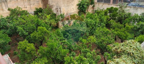 Apartamento de 22 divisões em Bari, Italy N.º 238191 37