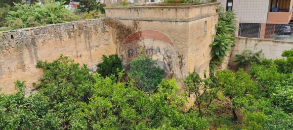 Apartamento de 22 divisões em Bari, Italy N.º 238191 40