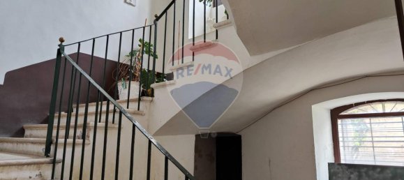 Apartamento de 22 divisões em Bari, Italy N.º 238191 31