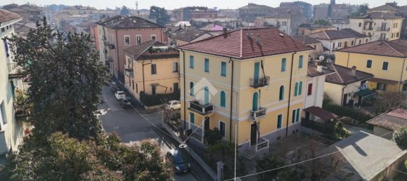 Квартира с 5 комнатами в Верона, Италия № 33745 2