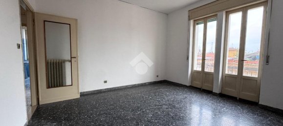 Квартира с 5 комнатами в Верона, Италия № 33745 12