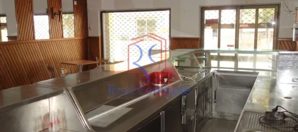 88m² Commercial property in Almada, Portugal No. 146771 4