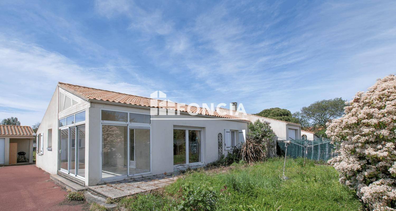 2 bedrooms House in Saint-Georges-d'Oleron, France No. 112590