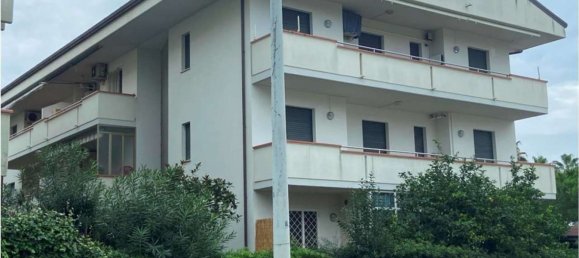 4 rooms Apartment in Alba Adriatica, Italy No. 236770 2